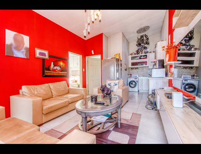 3 BEDROOM APARTMENT BLOCK FOR SALE IN RIDGEWAY